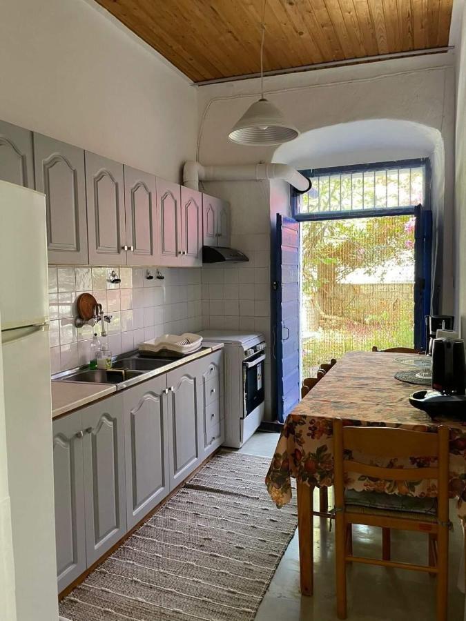 Appartement Veneto'S Garden à Kardamyli Extérieur photo