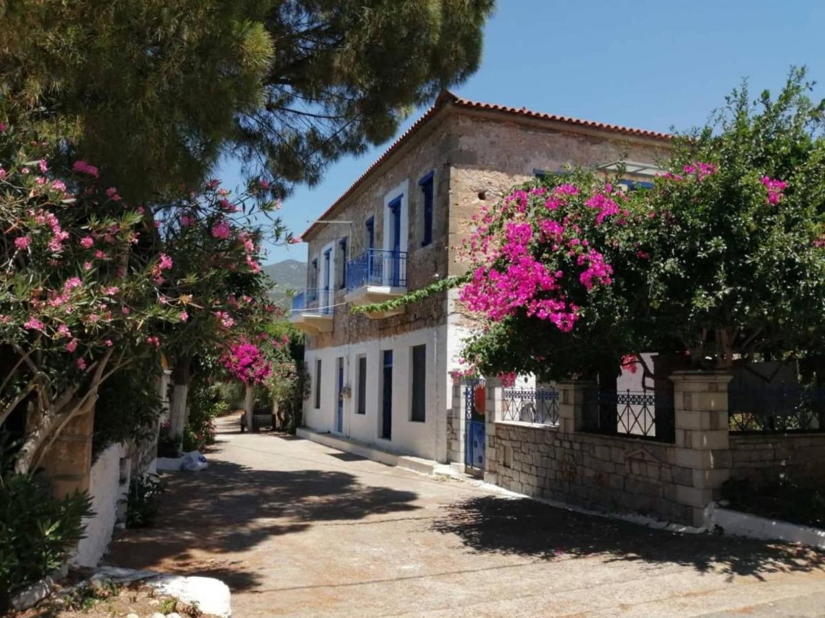 Appartement Veneto'S Garden à Kardamyli Extérieur photo